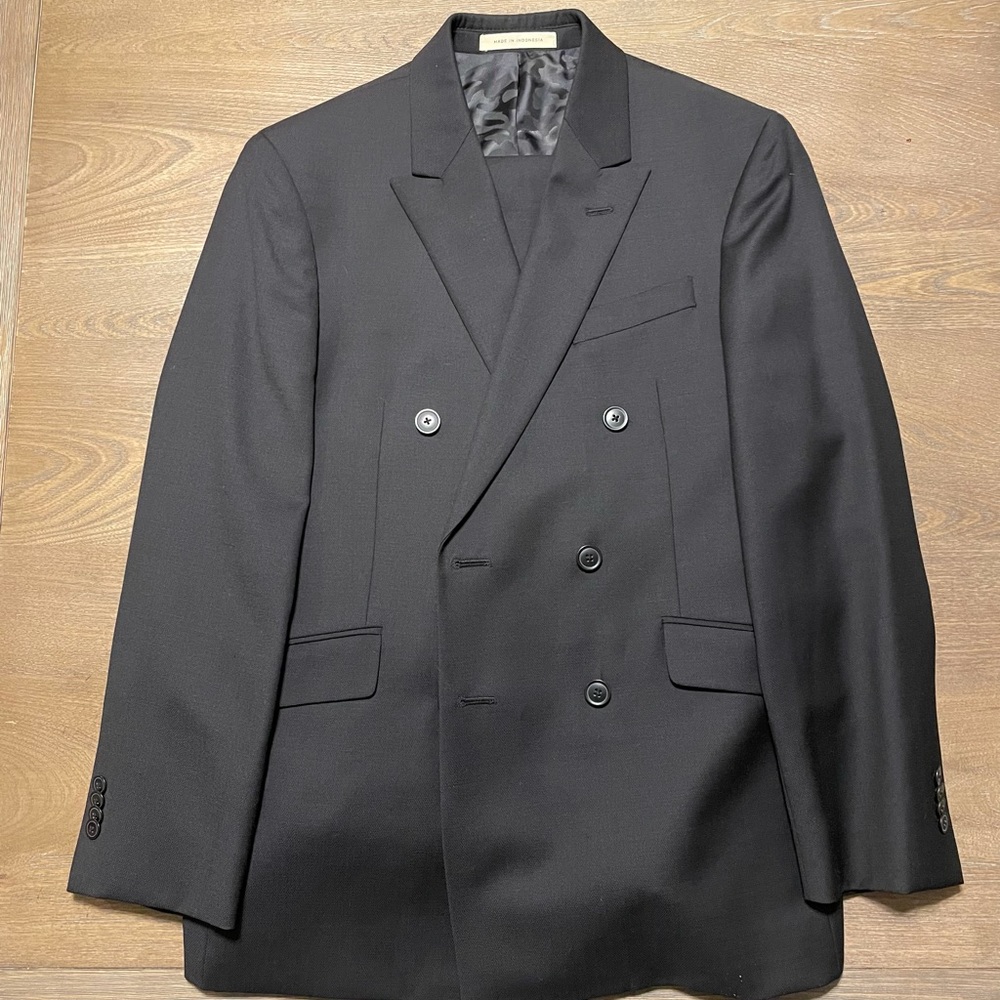 Joe Joseph Abboud Black Double Breasted Suit